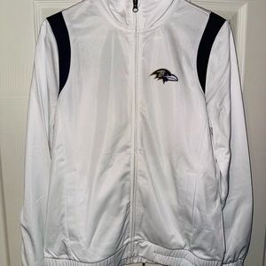 Medium White / Purple Windbreaker Size Medium